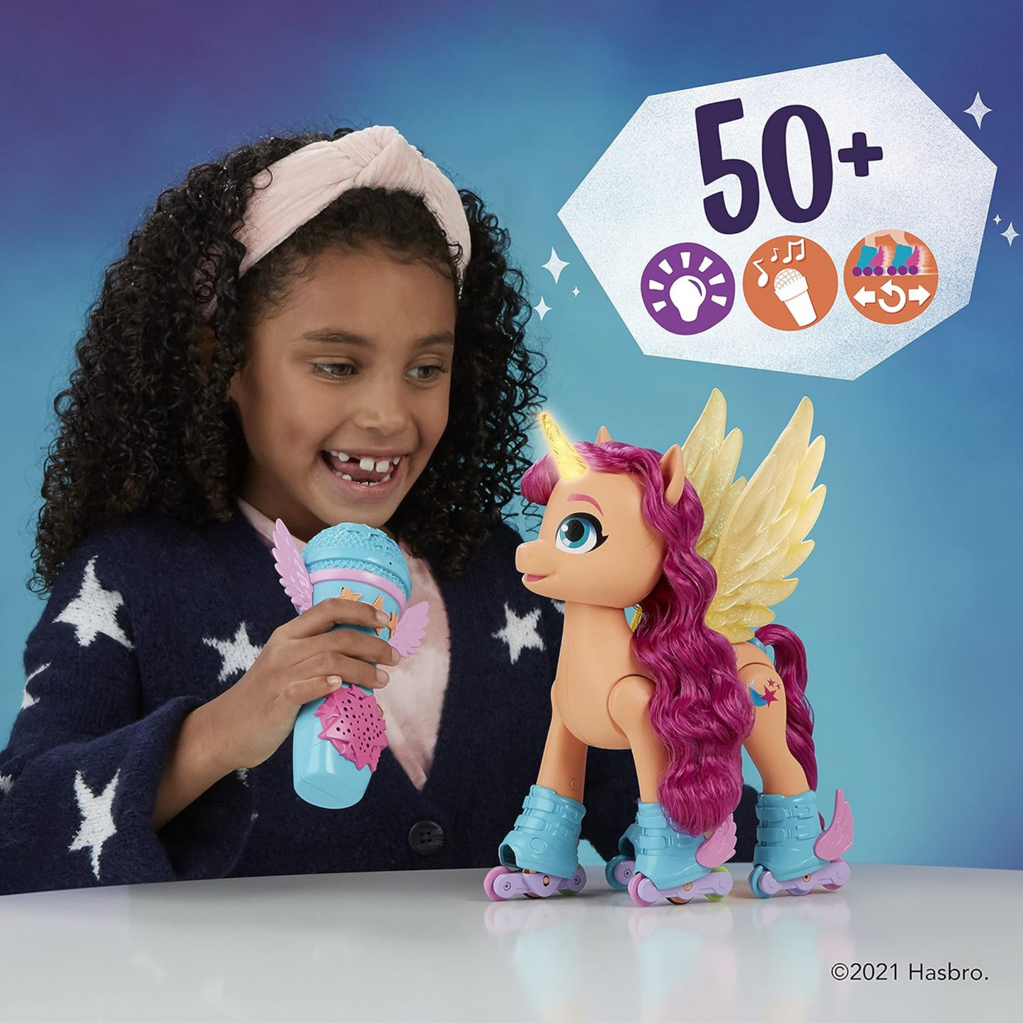 My Little Pony – Eine Neue Generation Sing- und Skatespaß Sunny Starscout – Pony (22,5 cm) mit Fernbedienung, 50 Reaktionen,