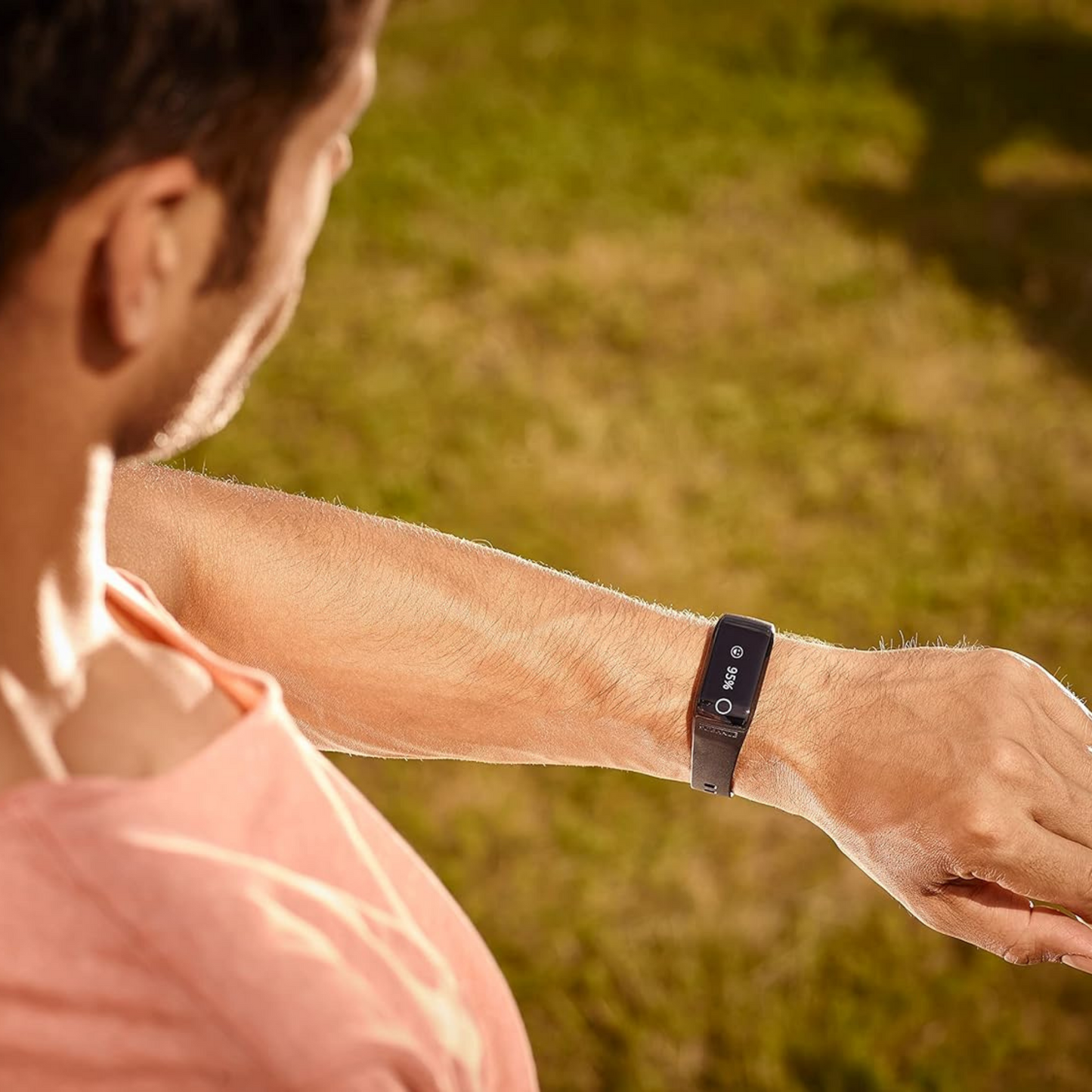 Soehnle Fitnesstracker Fit Connect 200 HR mit Bluetooth-Anbindung, Fitnessarmband mit bis zu 10 Tagen Laufzeit zählt Schritte und Kalorienverbrauch, Fitness Armbanduhr mit Schlafanalyse