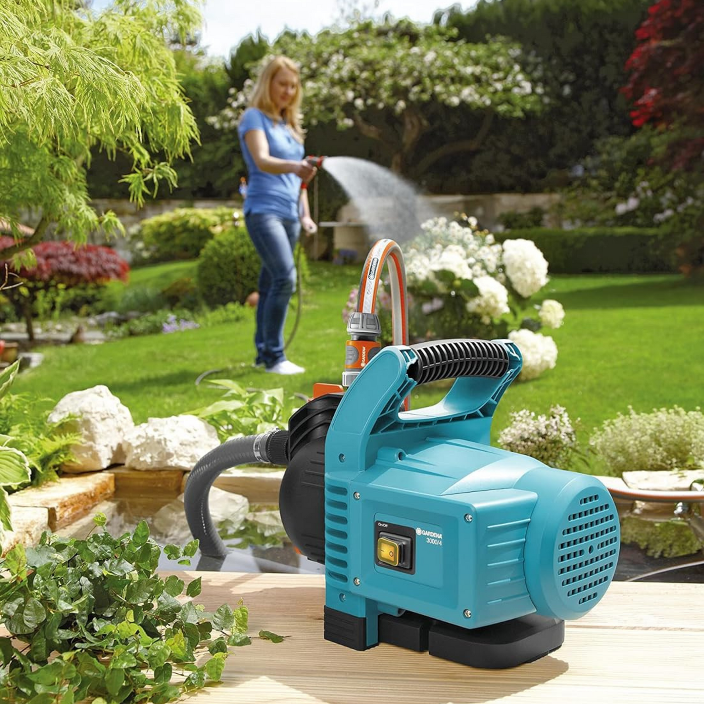 Gardena Gartenpumpe Classic 3000/4 Saugschlauch-Set: Bewässerungspumpe inkl. 7 m Sauggarnitur, hohe Saugkraft, 3100 l/h Fördermenge, Wasser-Ablassschraube, geräuscharm und wartungsfrei