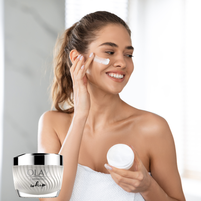 Olay Luminous Whip Light As Air Feuchtigkeitscreme für strahlende Haut 50ml