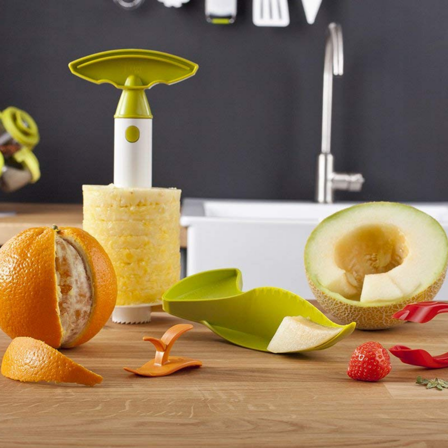 Tomorrow's Kitchen 48892606 - Set zum Obst schälen