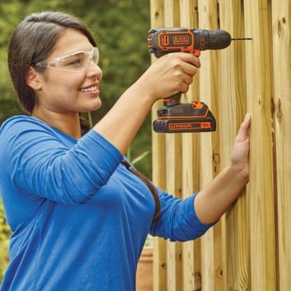 Black & Decker BDCDC18HTSA – Akku-Bohrschrauber 18 V und Handwerkzeug-Set